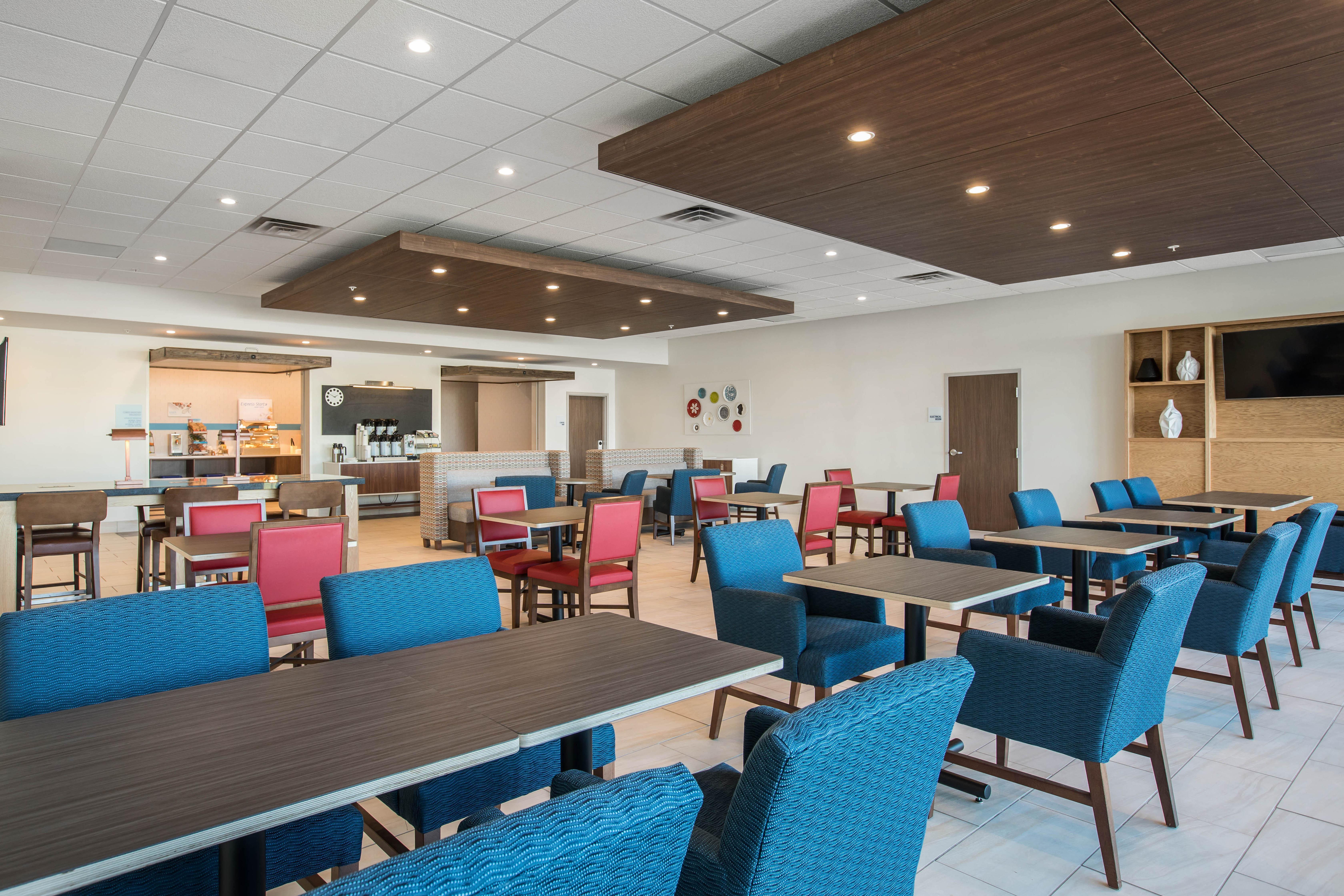 Holiday Inn Express & Suites Ludington By Ihg Buitenkant foto