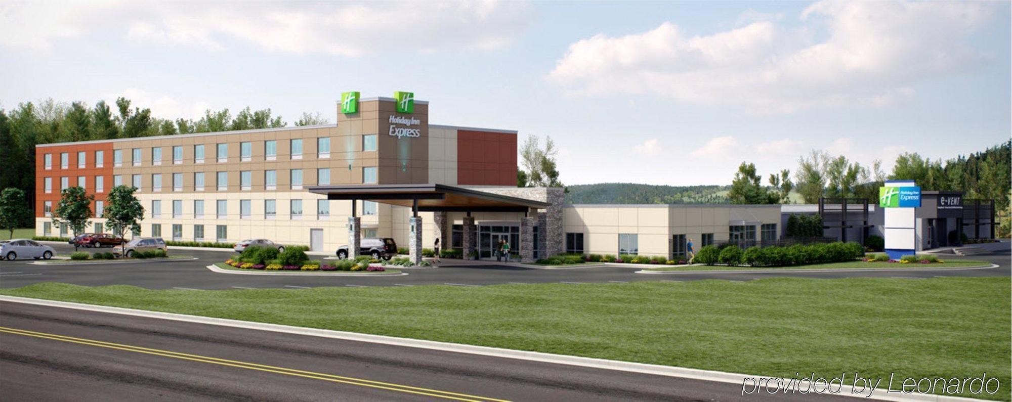 Holiday Inn Express & Suites Ludington By Ihg Buitenkant foto