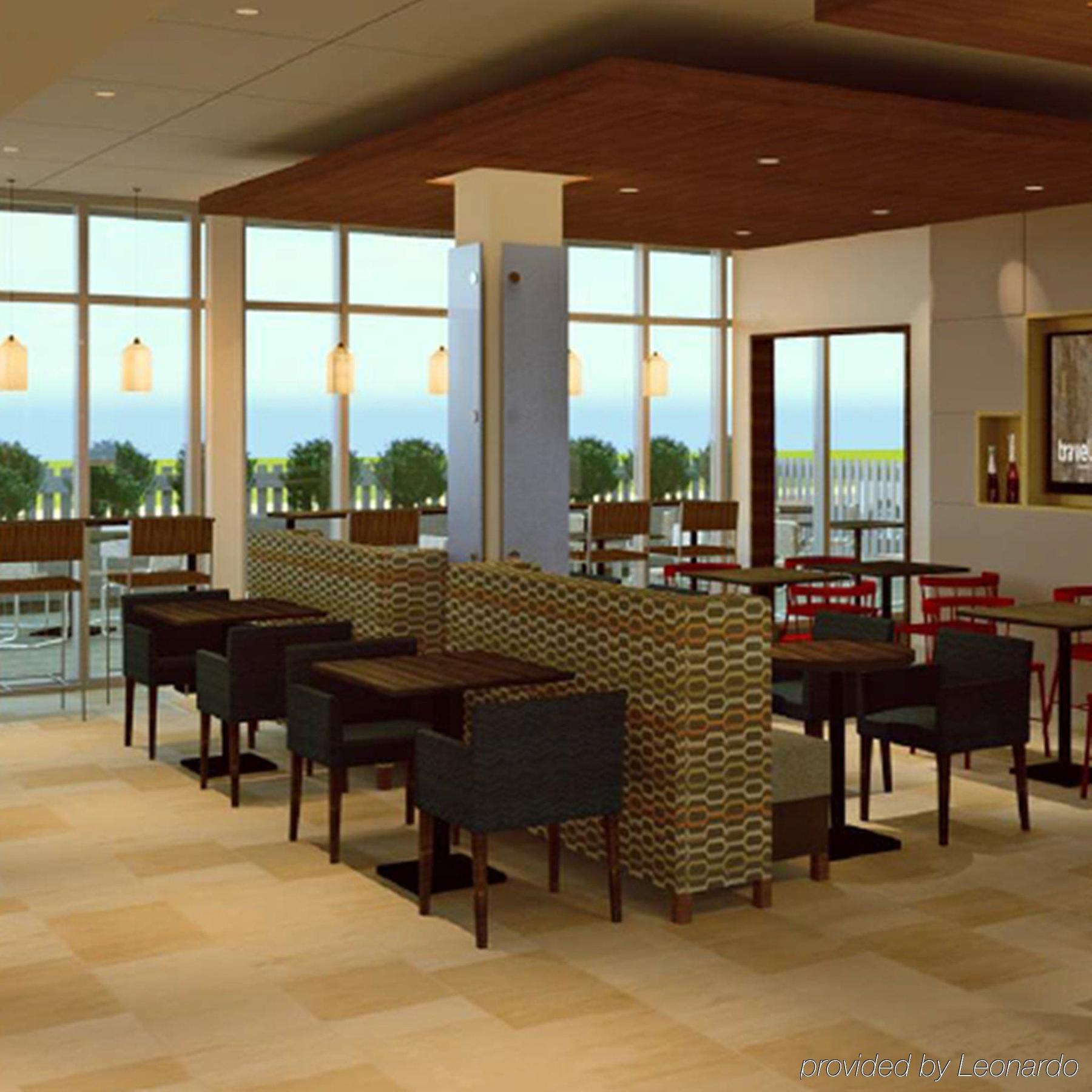 Holiday Inn Express & Suites Ludington By Ihg Buitenkant foto